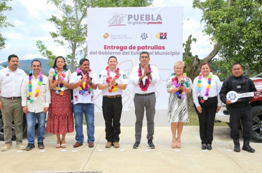 En la Sierra Norte de Puebla, Sergio Salomón entrega obras y apoyos ...
