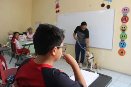 Niñas y niños de Atlixco, reciben plática educativa y de concientización: "No al maltrato animal"
