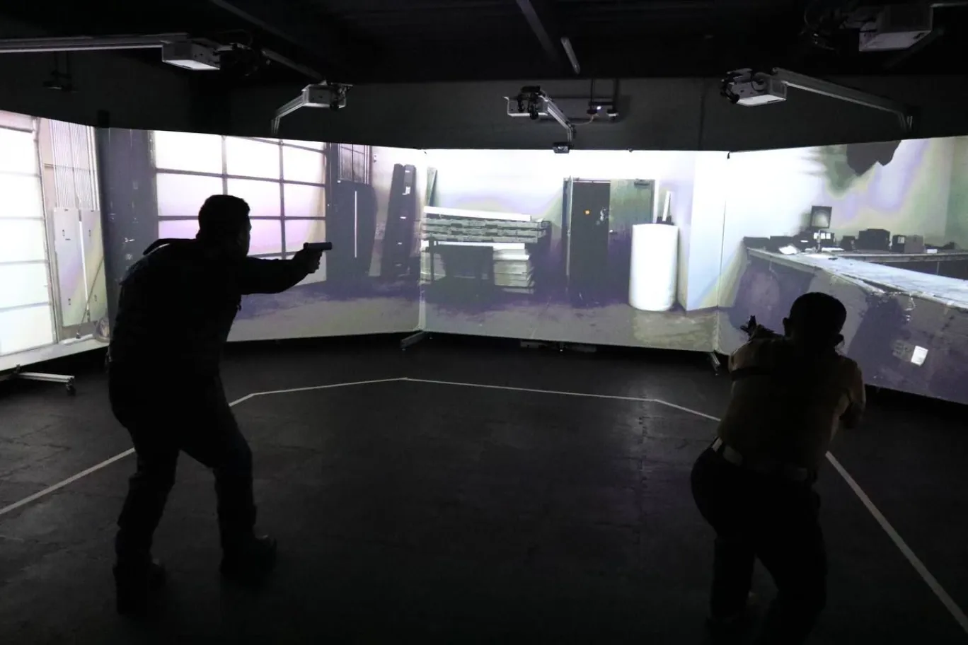 Concluyen edificación y equipamiento del Stand de Simulación de Tiro Virtual para la Academia de la Policía Municipal