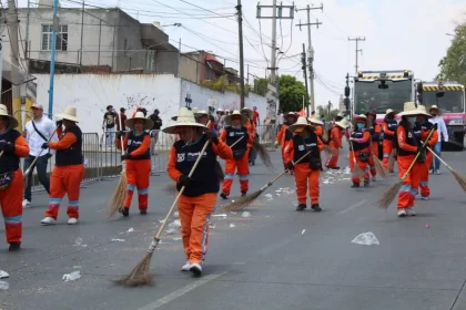 Naranjitas recolectaron 11.6 toneladas de residuos sólidos al finalizar el Desfile del Cinco de Mayo.