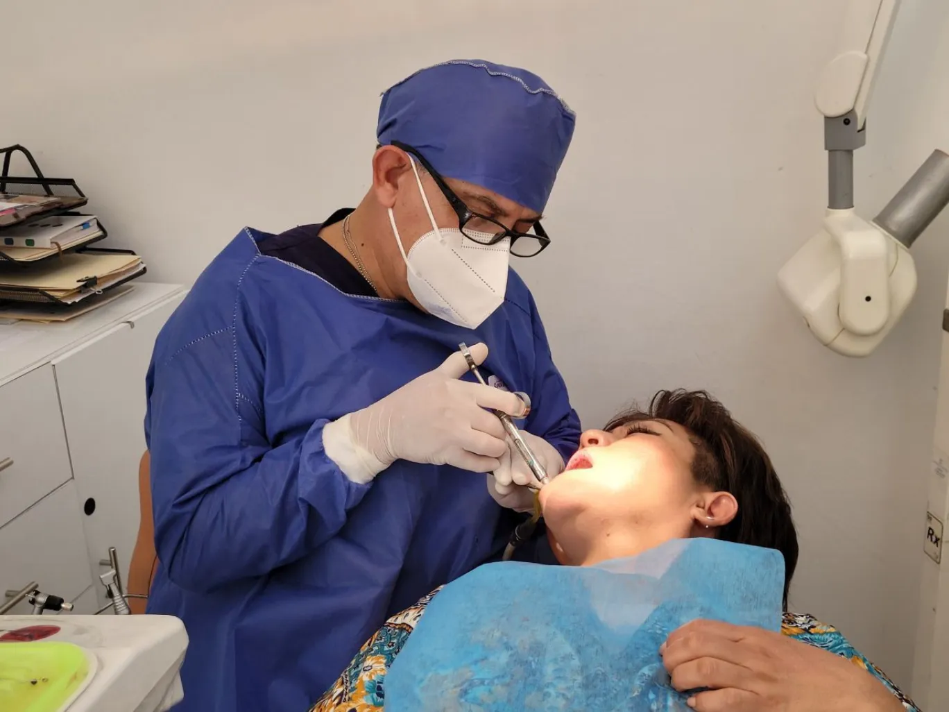 UMI brinda servicios en la Clínica de Especialidades Dentales.