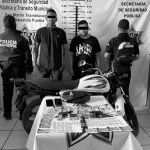 LA SSP DE SAN MARTÍN TEXMELUCAN DETUVO A DOS HOMBRES INTEGRANTES DE UNA BANDA DE COLOMBIANOS, DE LAS CONOCIDAS COMO “GOTA A GOTA”