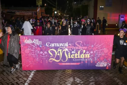 San Andrés Cholula vive la tradición con el carnaval "Un viaje al Mictlán"