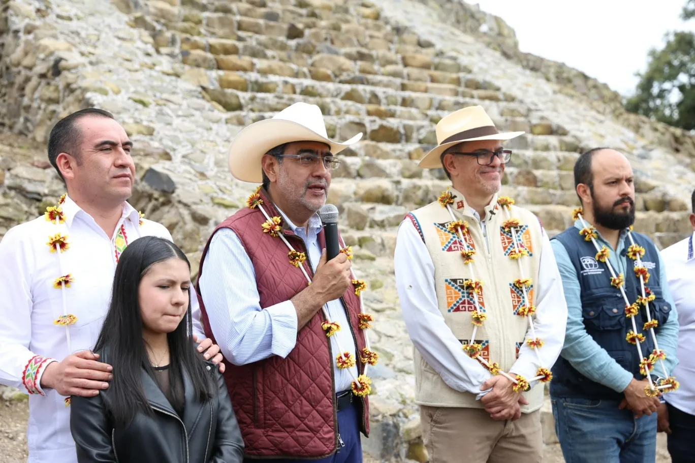 Supervisan el avance de la construcción del Museo de Sitio en la Zona Arqueológica de Teteles de Ávila Castillo
