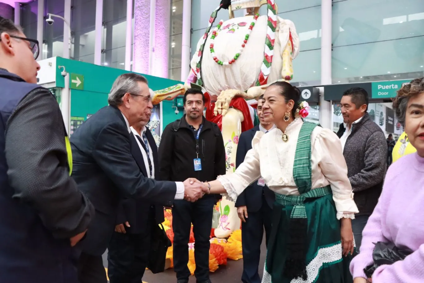 Ariadna Ayala Invita a Disfrutar del Festival Internacional en la CDMX