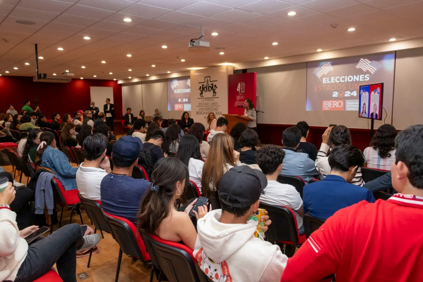 IBERO Puebla siguió de cerca elecciones en EUA con la Noche Electoral
