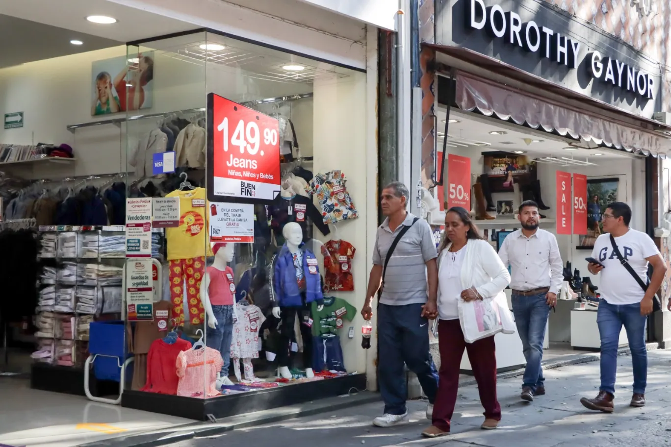 Empresarios piden quitar ambulantes del CH para no afectar el Buen Fin