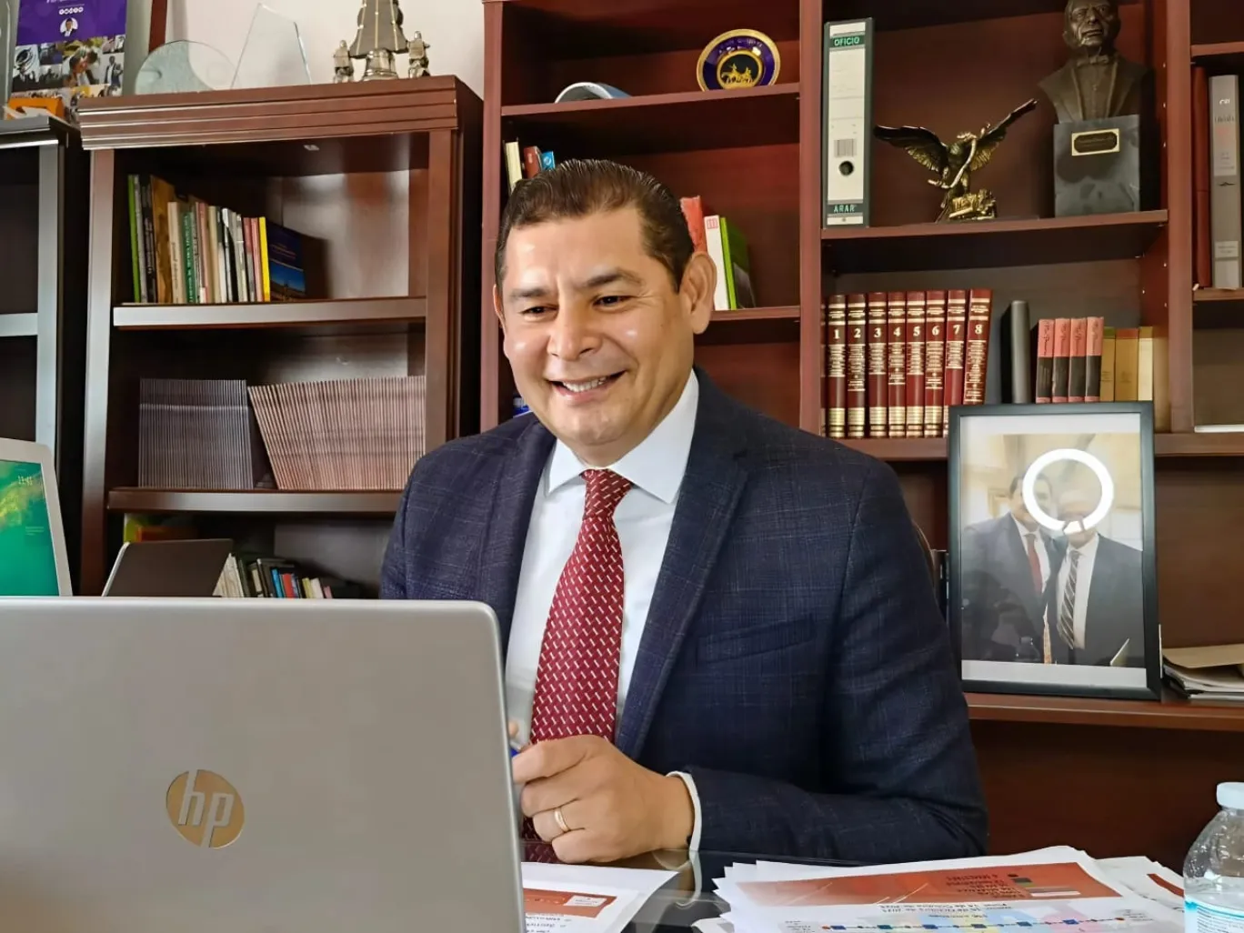 Puebla refuerza su digitalización de servicios de salud con Alejandro Armenta