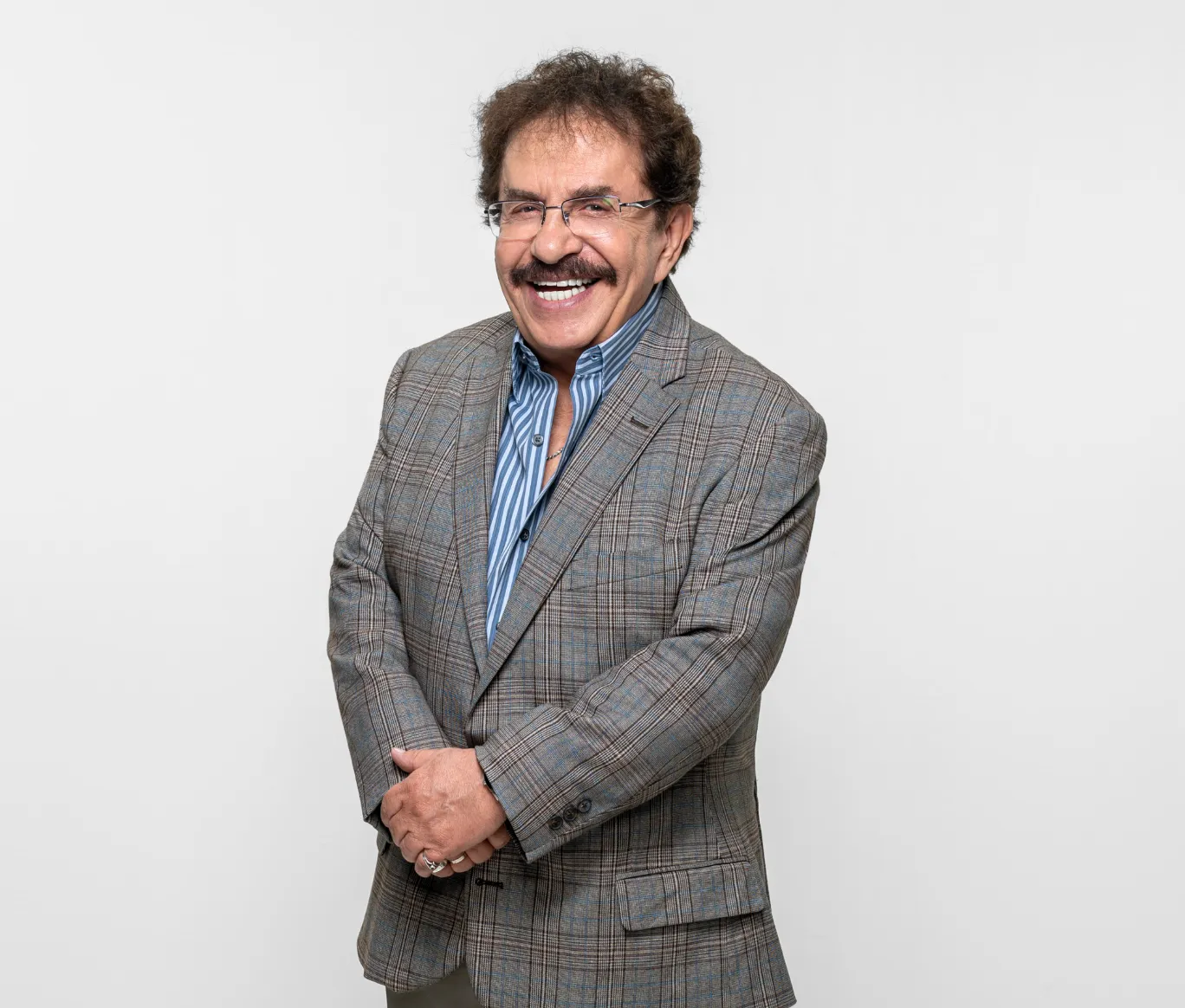 Entrevista en exclusiva con Tony Balardi, quien platica de Noé, su personaje en “Más vale sola”