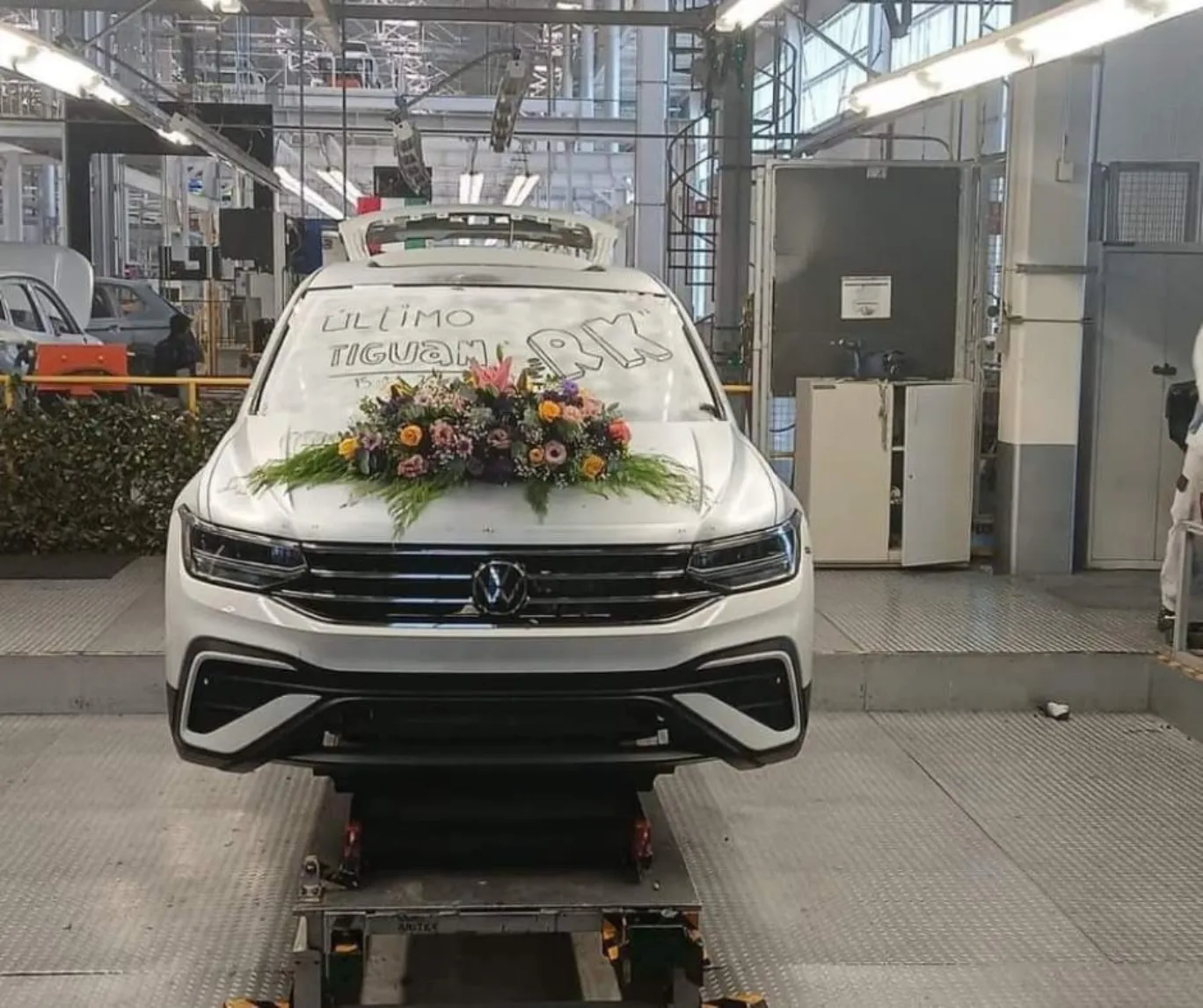 Por el fin de Tiguan, mil 800 trabajadores entrarán en paro indefinido en VW