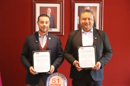 IBERO Puebla y SNTE 51 firman convenio para el fortalecimiento de sus comunidades
