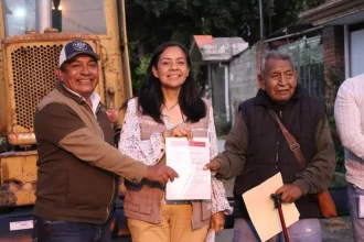 Ariadna Ayala inicia mejoramiento de caminos agrícolas en comunidades de Atlixco