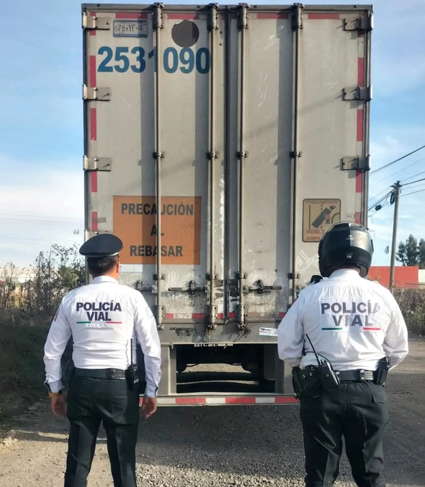 Aseguró policía de Coronango tráiler con reporte de robo