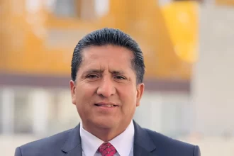 Rinde protesta Raymundo Atanacio como director general del SEDIF