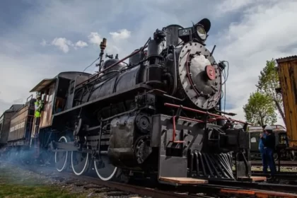 Museo de Ferrocarriles Puebla presentó concierto sinfónico a vapor