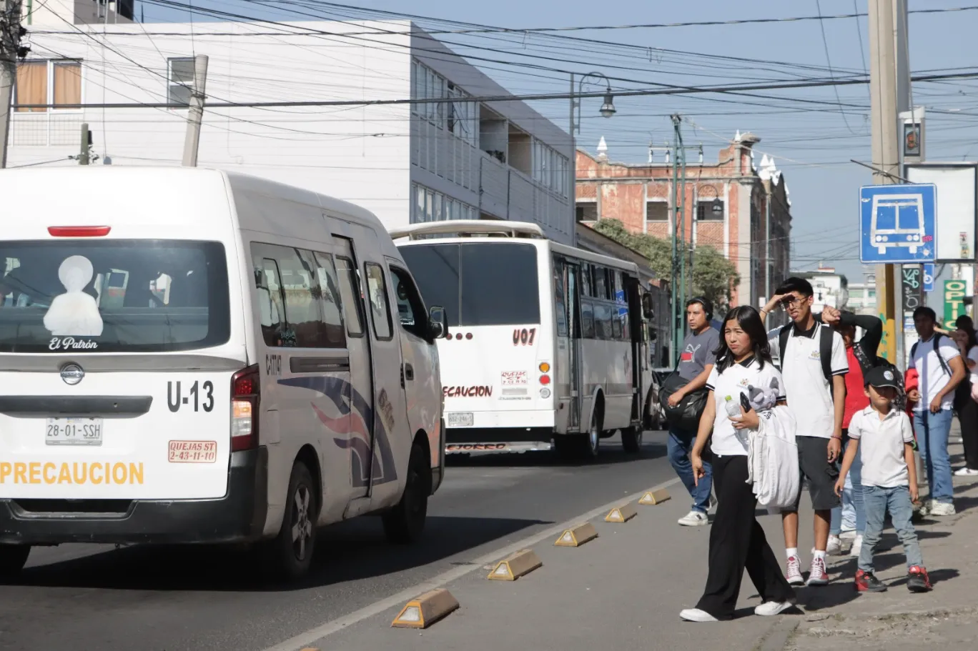 Transportistas realizan paro en la ciudad; insisten en aumentar el pasaje