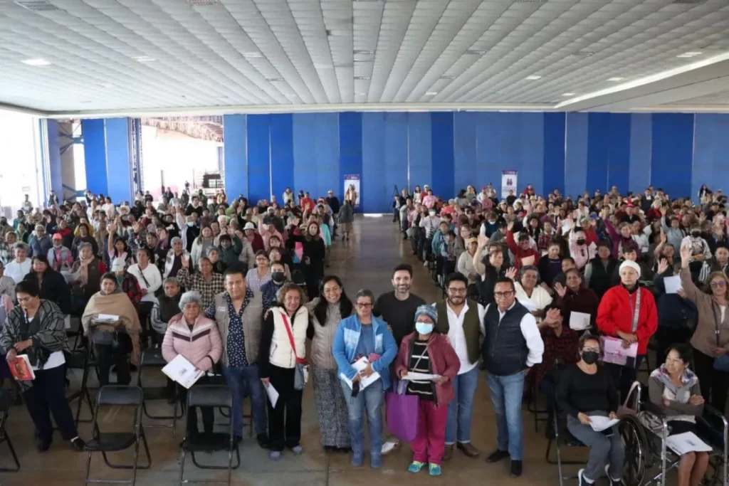 Entrega de Tarjetas de programas de Claudia Sheinbaum
