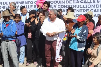Inicia Severiano de la Rosa la construcción de pavimento y puente alcantarilla en el barrio de San Antonio en Amozoc