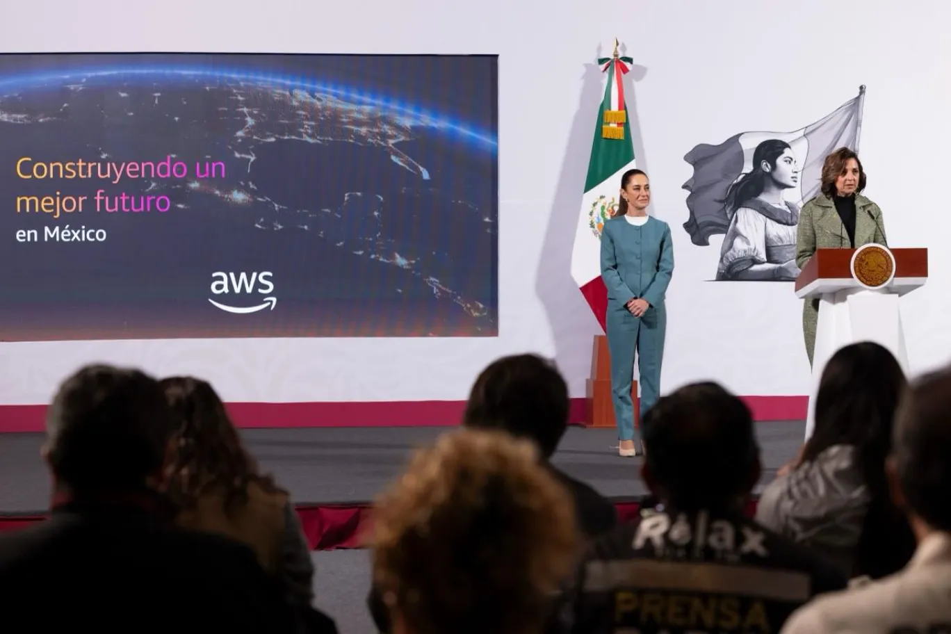 Presidenta Claudia Sheinbaum anuncia inversión de 5 mmdd de Amazon Web Services en México para crear región digital en Querétaro