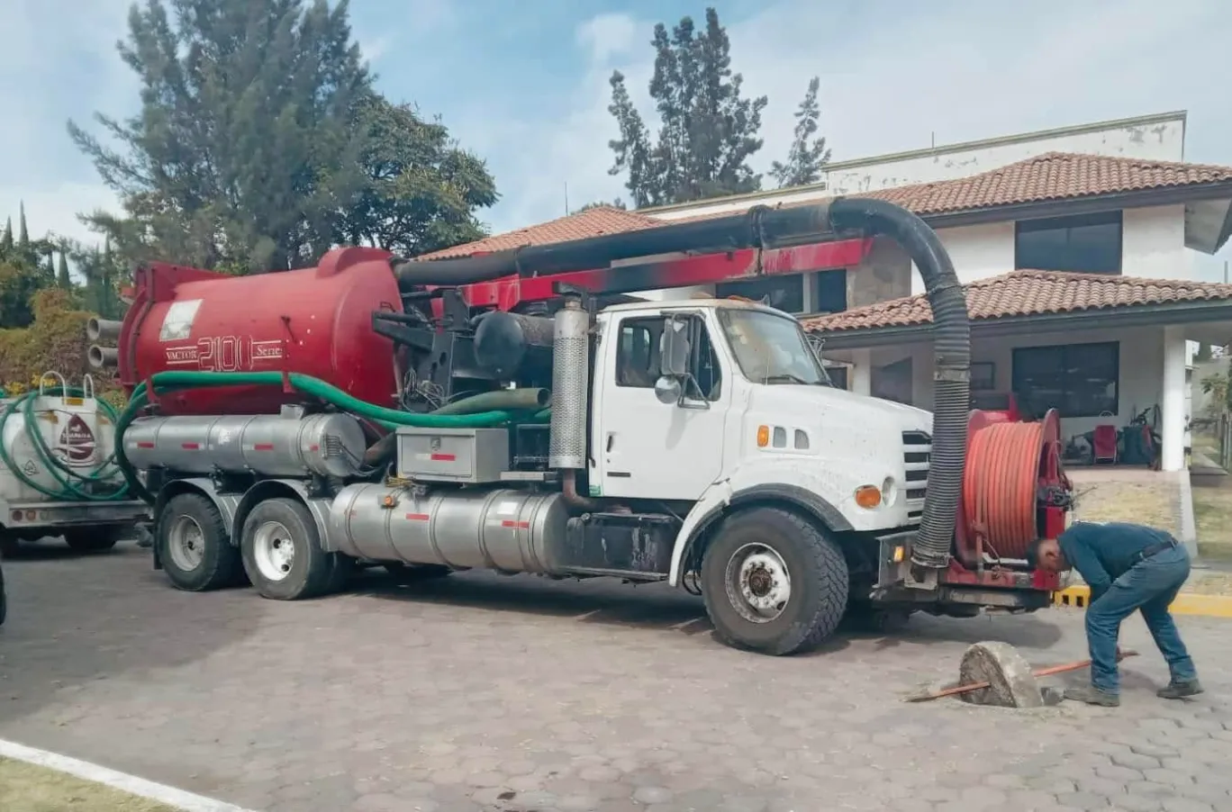 Soapama realiza rehabilitación de rejillas y acciones de desazolve en Atlixco