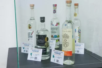 Puebla destacará en el Wine París 2025 con 9 marcas de mezcal