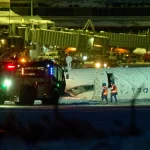 Avión de Delta Air Lines se voltea al aterrizar en Aeropuerto Internacional de Toronto; reportan 15 personas heridas