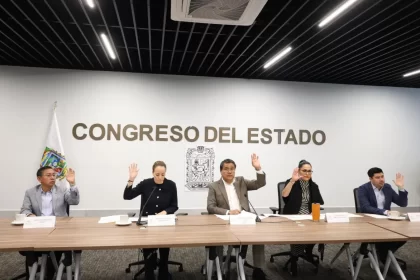 Avalan en Comisión del Congreso reformas para que SMT cuente con atribuciones exclusivas para vigilar vialidades estatales