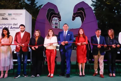 Con alegría y entusiasmo, Armenta inauguró el Festival del Amor en Puebla