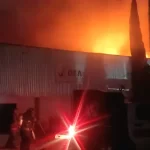 Fuego y emergencia: dos fábricas en Puebla arden en menos de un día