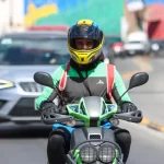 Gobierno prohibirá que menores de 12 años viajen en motocicletas