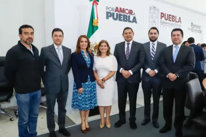 Electro Tlalli impulsa a Puebla en la industria de semiconductores