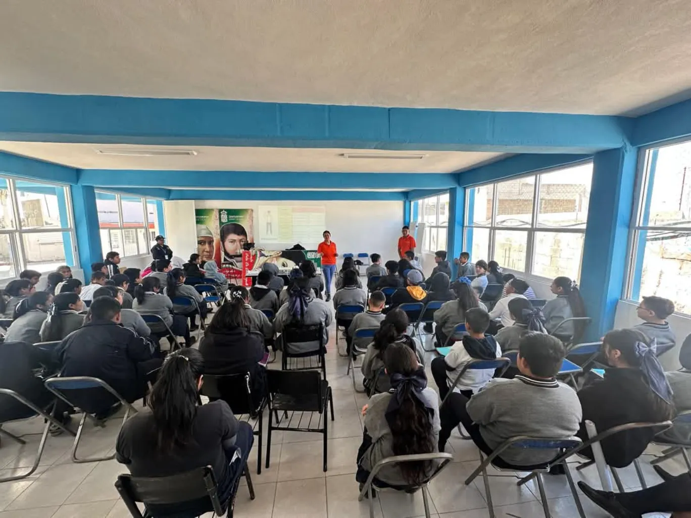 La Dirección de Prevención al Delito de Cuautlancingo imparte pláticas en escuelas del municipio