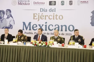 Asiste el gobernador a la celebración del Día del Ejército Mexicano