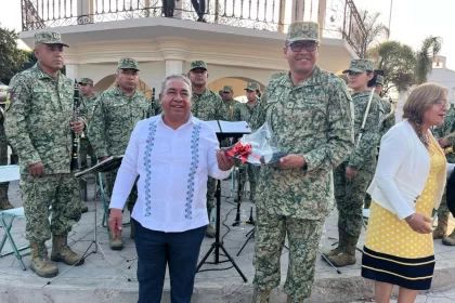 Amozoc recibió a la Banda de Música de la Sexta Región Militar en el Zócalo
