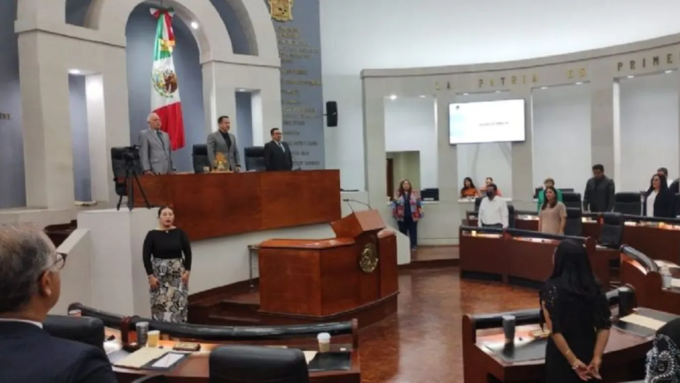 Aprueban la “ley silla” en San Luis Potosí