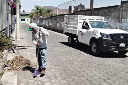 Atlixco sigue floreciendo: gobierno municipal transforma espacios públicos con esfuerzo diario