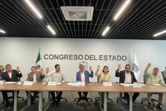Avalan en Comisión del Congreso exhorto para respetar derechos laborales de servidores públicos municipales