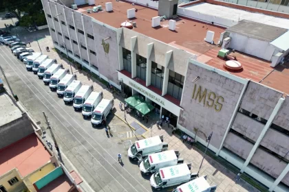 Dio IMSS Puebla banderazo de salida a 26 nuevas ambulancias
