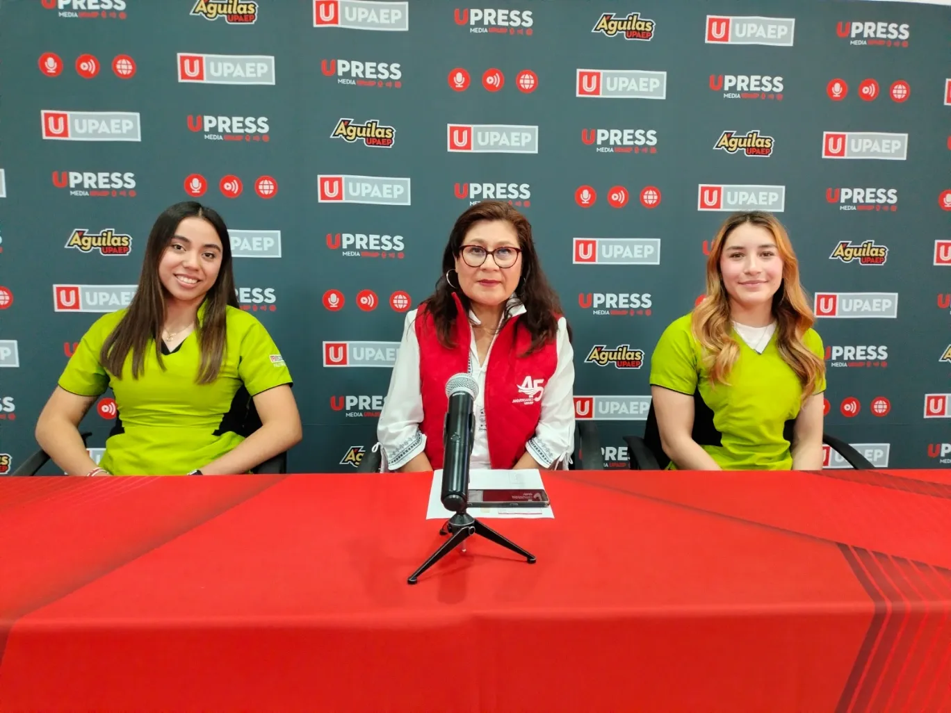 Estudiantes de Nutrición de la UPAEP destacan en el extranjero por su talento y conocimientos