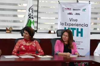 Firma de convenio de colaboración y becas, UTH y San Andrés Calpan