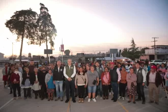 Instaló Gobierno de la Ciudad 140 luminarias LED en San Miguel Espejo