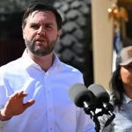 “No queremos tener una relación negativa con México”, asegura el vicepresidente de EEUU en visita a la frontera