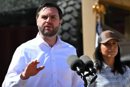 “No queremos tener una relación negativa con México”, asegura el vicepresidente de EEUU en visita a la frontera