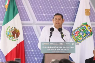 Crean primera Escuela Solar 2025, el gobernador Alejandro Armenta dio inicio al proyecto