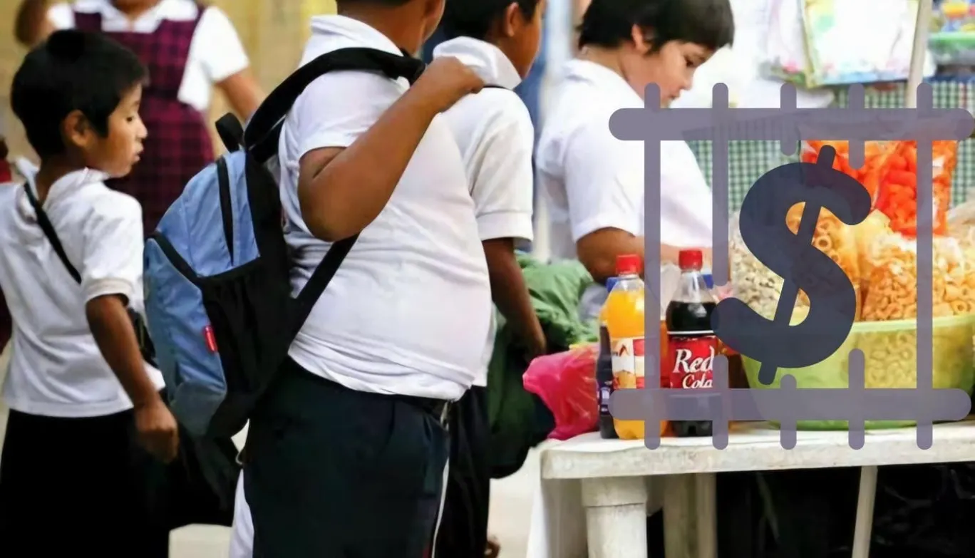 Prohíben venta de comida chatarra en escuelas de Puebla; multas alcanzarán hasta 110 mil pesos
