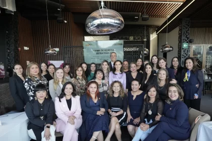 Refuerza Gobierno de la Ciudad el liderazgo femenino empresarial y encabeza firma alianza estratégica
