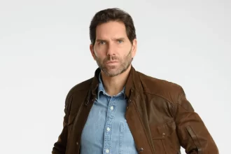 Arap Bethke platica de Roberto Roldán, a quien interpreta en “Juegos de amor y poder”.