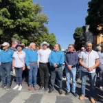 Asiste José Luis Figueroa a desfile conmemorativo del 1° de mayo, convocada por la CSR