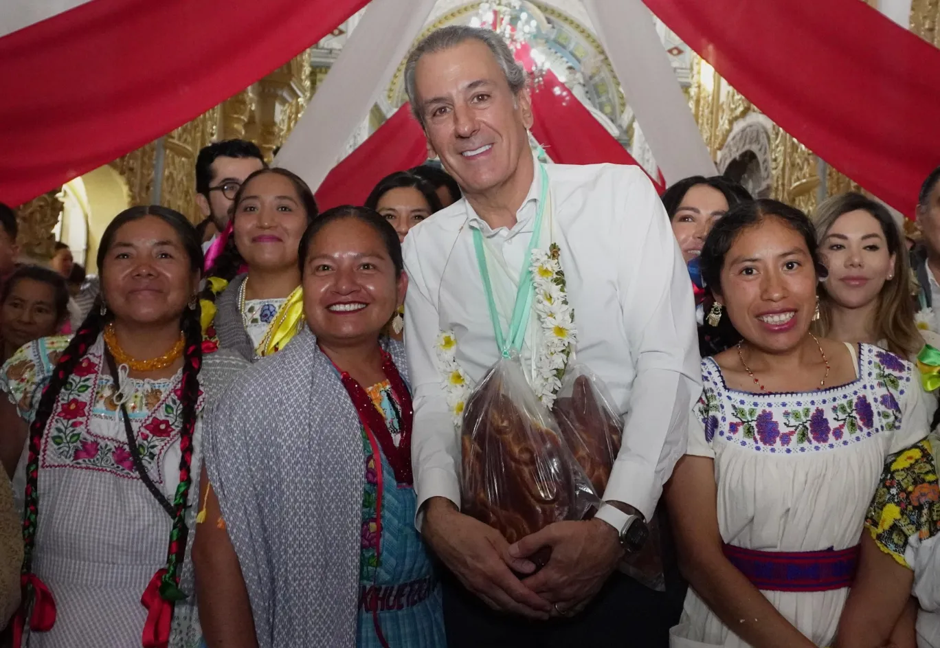 Pepe Chedraui participó en la inauguración del Festival de la Gordita 2025