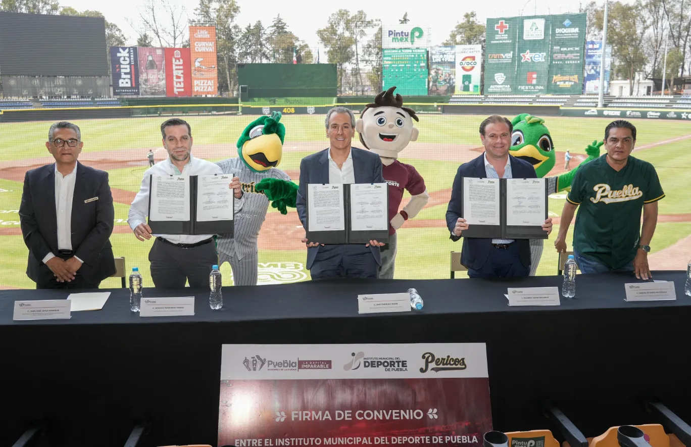 Firman convenio de colaboración el IMDP y el Club Pericos de Puebla